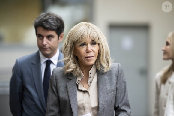 Selon un témoin, "ça a été un crush immédiat entre les deux".
Brigitte Macron et Gabriel Attal à Paris, le 9 novembre 2023. © Eliot Blondet/Pool/Bestimage