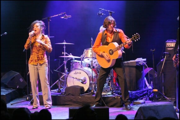 Les Rita Mitsouko, Catherine Ringer et Fred Ringer, en concert à la Cigale le 23 avril 2007.