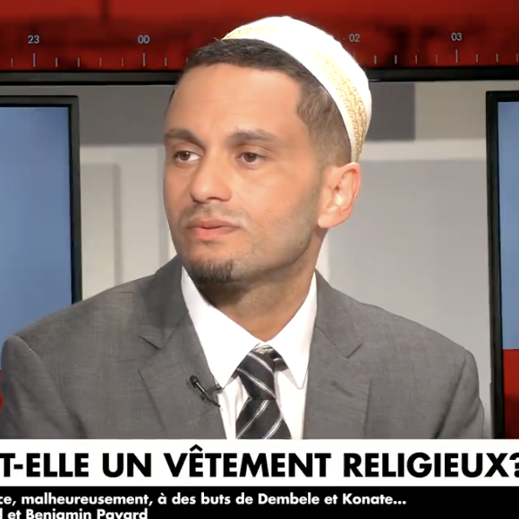 Si Pascal Praud n'a pas encore réagi à la vidéo à plus de 20M de vues de Malik Bentalha, tournant au ridicule son émission, un autre des protagonistes raillé, lui, a pris la parole.
Malik Bentalha dans sa vidéo parodie L'heure de trop