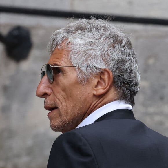 Nagui - Arrivées des célébrités aux obsèques de Jane Birkin en l'église Saint-Roch à Paris. Le 24 juillet 2023 © Jacovides-KD Niko / Bestimage 