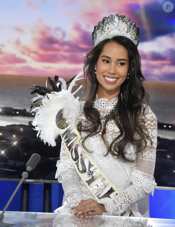 Elle se disputera la couronne Miss France 2024 avec ses 29 concurrentes le 16 décembre prochain, au zénith de Caen.
Ravahere Silloux est Miss Tahiti 2023. Instagram