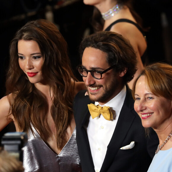 Ségolène Royal, son fils Thomas Hollande et sa compagne Emilie Broussouloux - Montée des marches du film "You Were Never Really Here" lors du 70ème Festival International du Film de Cannes. Le 27 mai 2017. © Borde-Jacovides-Moreau/Bestimage