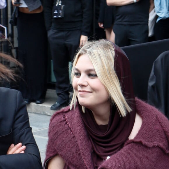 Louane Emera - People à la sortie du défilé de mode automne-hiver 2024 Haute-Couture "Jean Paul Gaultier" lors de la fashion week de Paris. Le 5 juillet 2023 © Christophe Clovis / Bestimage 