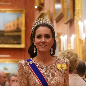 Dans sa robe de la marque Jenny Packham, elle était étincelante
Catherine Kate Middleton, princesse de Galles lors d'une réception pour les corps diplomatiques au palais de Buckingham à Londres le 5 décembre 2023