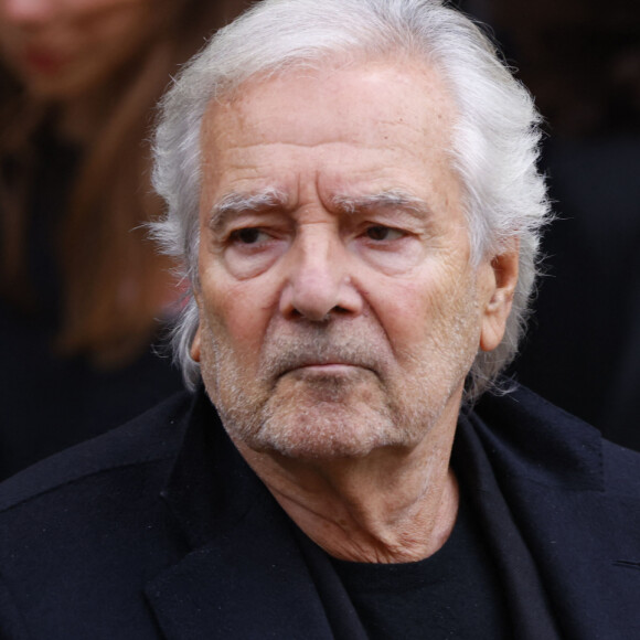 Pierre Arditi a fait un malaise sur scène pendant la représentation de sa pièce "Lapin"
Pierre Arditi - Sorties de la messe funéraire en hommage à Bernard Tapie en l'église Saint-Germain-des-Prés à Paris. © Jacovides-Moreau / Bestimage