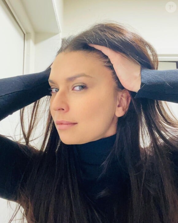 La jeune femme a donc officialisé la veille de ce prime son divorce avec Patrice Maktav avec lequel elle était mariée depuis 2018.
Lucie Bernadoni sur Instagram