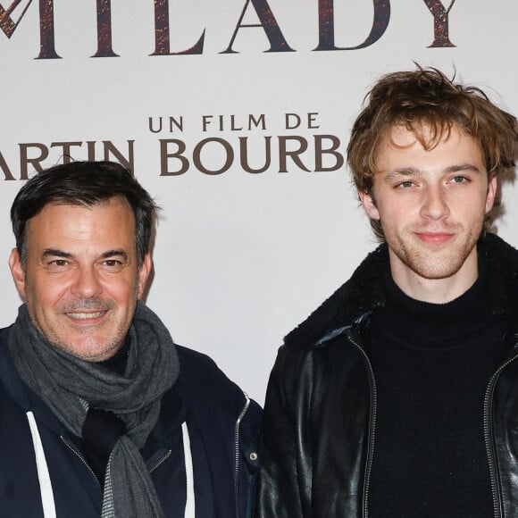 Le réalisateur François Ozon était présent avec l'acteur Benjamin Voisin

François Ozon, Benjamin Voisin - Première du film "Les Trois Mousquetaires: Milady" au Grand Rex à Paris le 10 décembre 2023. © Coadic Guirec-Dominique Jacovides /Bestimage