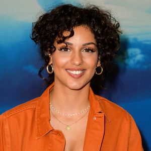 Elle est également passé de la pop à la soul.
Remise des prix de la fondation Maud Fontenoy à la maison des océans à Paris. A cette occasion, elle a été nommée Ambassadrice pour l'éducation et la mer auprès du ministre de l'éducation nationale. 