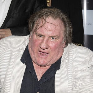 Elle fut la première à accuser publiquement Gérard Depardieu d'agression sexuelle sur Facebook en 2019

Cocktail en l'honneur de Gérard Depardieu à Buenos Aires après sa conférence de presse pour ses deux spectacles au Théatre Colon le 16 décembre 2016. Gérard Depardieu est à Buenos Aires pour jouer deux dates au théatre Colon dans lequel il va jouer des extraits de Cyrano de Bergerac, Ruy Blas.