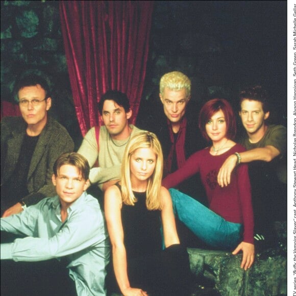 Le cast de la série "Buffy contre les vampires" - Anthony Stewart Head, Nicholas Brendon, Alyson Hannigan, Seth Green, Sarah Michelle Gellar. © LFI/ABACA