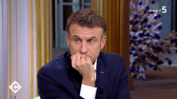 Emmanuel Macron a défendu Gérard Depardieu dans C à vous. @ C à vous