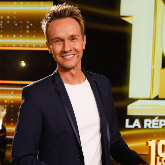 Interviewé par les journalistes de Télécâble Sat Hebdo dans une interview à paraître le 25 décembre 2023, l'animateur a confié une anecdote très cocasse concernant les petits (ou plutôt énormes) jouets qu'il possède chez lui.
Exclusif - Cyril Féraud - Enregistrement de l'émission "100% Logique", présentée par C.Féraud et diffusée le 18 novembre sur France 2 © Christophe Clovis / Bestimage 