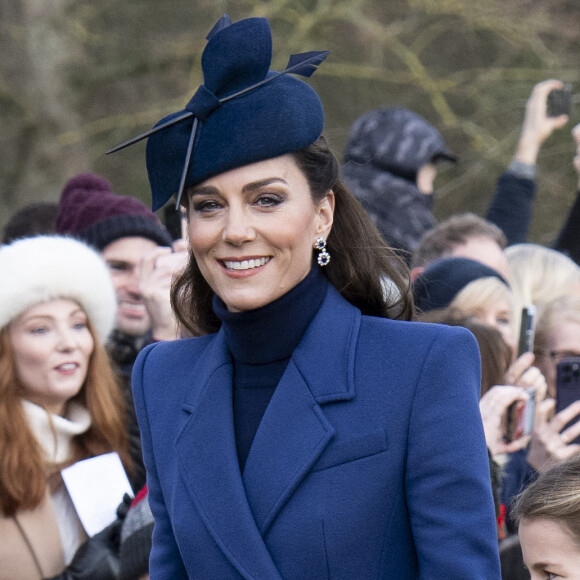 Kate Middleton était radieuse pour le matin de Noël traditionnel à Sandringham
Catherine (Kate) Middleton, princesse de Galles - Les membres de la famille royale britannique lors de la messe du matin de Noël en l'église St-Mary Magdalene à Sandringham.