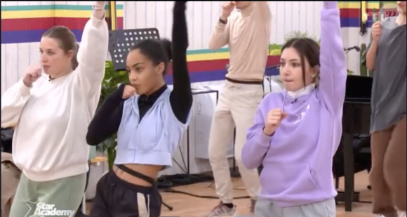 Elle était venue pour travailler, s'améliorer et remporter la victoire.
Héléna, Candice et Lenie dans la quotidienne de la "Star Academy" du 29 décembre 2023.