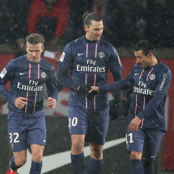 Un ancien joueur du PSG dans la tourmente
David Beckham, Zlatan Ibrahimovic et Ezequiel Lavezzi - Premier match pour David Beckham avec le PSG contre l'Olympique de Marseille lors la 26eme journee du championnat de France. Le PSG a remporte le match sur le score de 2buts a 0.