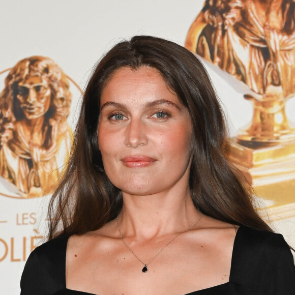 Laetitia Casta au photocall de la 33ème cérémonie des Molières aux Folies Bergère à Paris le 30 mai 2022. © Coadic Guirec / Bestimage 