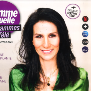 Ces quelques rares confidences, Marie Drucker les a faites dans "Femme actuelle", dont elle fait la couverture.
Marie Drucker en couverture de "Femme actuelle", en vente le 15 janvier 2024.