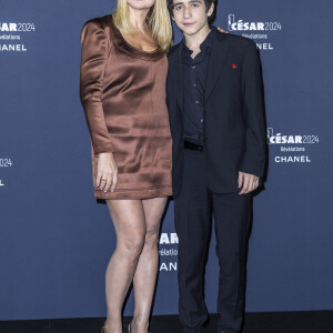 Virginie Efira et Milo MachadoGraner au photocall du dîner César Révélations 2024 à L'Élysée Montmartre à Paris le 15 janvier 2024. © Olivier Borde / Bestimage 