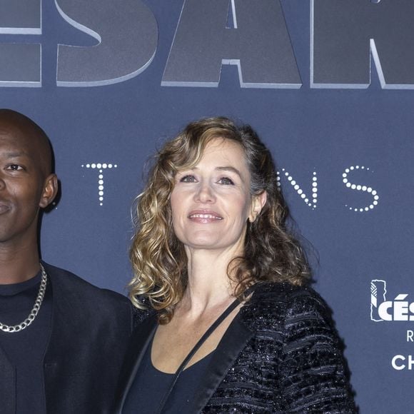 Alassane Diong et Cécile de France au photocall du dîner César Révélations 2024 à L'Élysée Montmartre à Paris le 15 janvier 2024. © Olivier Borde / Bestimage 