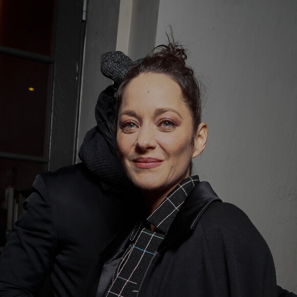 Exclusif - Marion Cotillard - Arrivées des personnalités au dîner des révélations des Cesar 2024 à L'Élysée Montmartre à Paris le 15 janvier 2024. © Christophe Clovis / Bestimage 