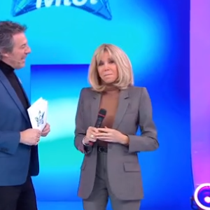 Brigitte Macron a fait une apparition surprise dans les "12 coups de midi" sur TF1 
Brigitte Macron sur le plateau des "12 Coups de midi" le lundi 15 janvier 2024