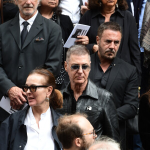 Christophe Malavoy, José Garcia, Carole Bouquet, Etienne Daho, Andrew Birkin - Sorties des obsèques de Jane Birkin en l'église Saint-Roch à Paris. Le 24 juillet 2023 © Jacovides-KD Niko / Bestimage 