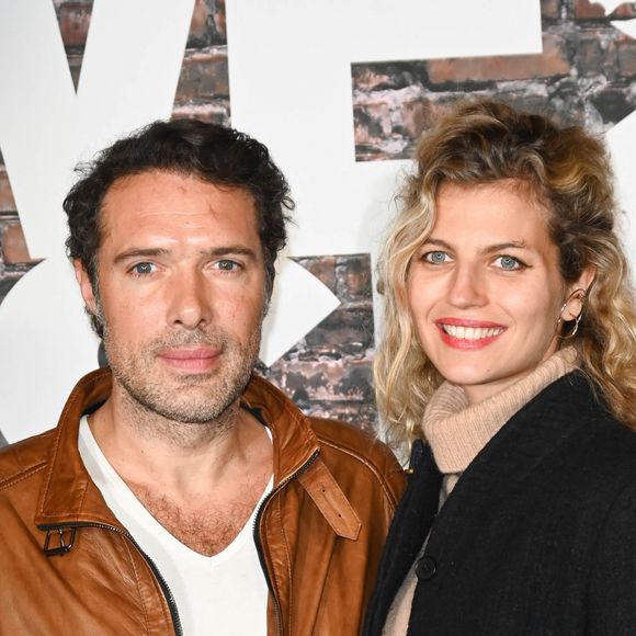 Nicolas Bedos et sa compagne Pauline Desmonts - Avant-première du film "West Side Story" réalisé par S. Spielberg au Grand Rex à Paris le 2 décembre 2021. © Coadic Guirec/Bestimage 