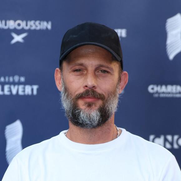 La série tant attendue démarque sur France 2
Nicolas Duvauchelle - Arrivées sur le tapis bleu de la 16ème édition du festival du film francophone de Angoulême le 24 août 2023. © Coadic Guirec / Bestimage 