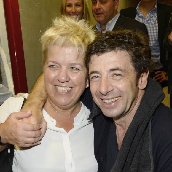 "Elle nous manque, regrette Patrick Bruel. On est en contact avec elle, elle aimerait bien être avec nous donc j'espère qu'elle sera de retour l'année prochaine".
Mimie Mathy et Patrick Bruel au concert de Patrick Bruel à Bercy le 22juin 2013