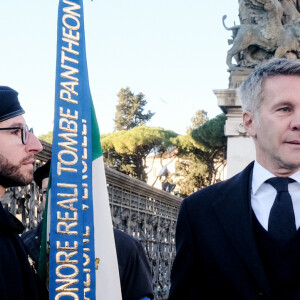 Emmanuel Philibert de Savoie et sa fille Vittoria lors du 146ème anniversaire de la Garde d'honneur du Panthéon au monument Victor-Emmanuel II (Altare della Patria - Autel de la Patrie) à Rome. Le 21 janvier 2024 © LaPresse / Panoramic / Bestimage