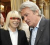 Il s'agit d'un lieu très privé, où seul ses compagnes pouvaient s'y rendre.
Mireille Darc, Alain Delon - Cérémonie de remise des insignes de commandeur de l'ordre national du mérite à Mireille Darc au Palais de l'Elysée.