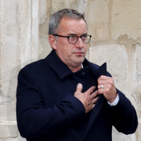 Il s'agit de Paul-Henri, seul fils de l'animateur... à qui il ne parle plus.
Christophe Dechavanne lors des obsèques de Dick Rivers en l'église Saint-Pierre de Montmartre à Paris le 2 mai 2019.