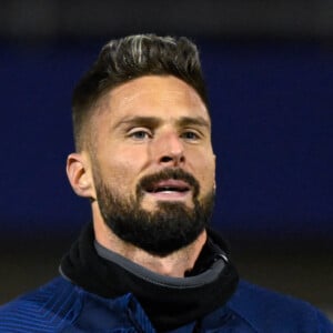 Pour l'occasion, Olivier Giroud a partagé plusieurs photos de lui sur Instagram
 
Olivier Giroud (France) - L'équipe de France en entrainement au Centre National du Football (CNF) de Clairefontaine-en-Yvelines, France, le 14 novembre 2023, dans le cadre de la préparation de l'équipe pour les prochains matchs de qualification du tournoi de football de l'UEFA Euro 2024. © Federico Pestellini/Panoramic/Bestimage