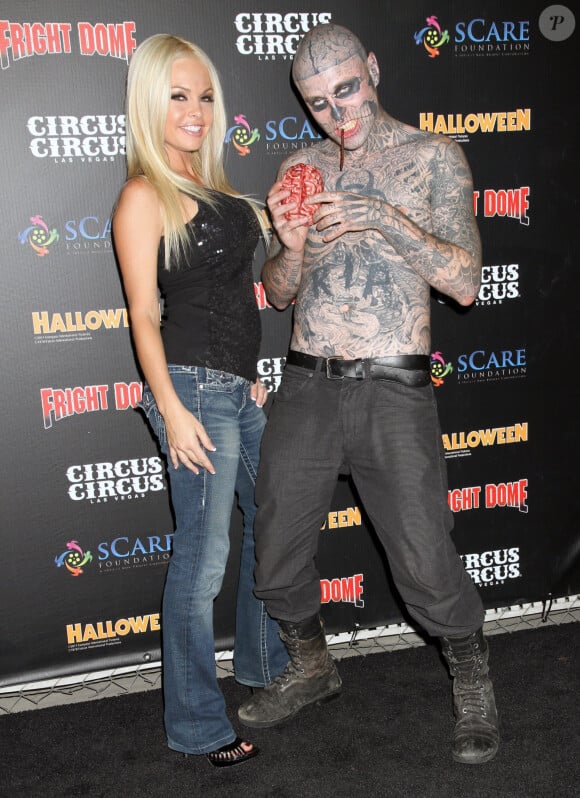 Rick Genest (Zombie Boy) et Jesse Jane - Lancement de la saison 2011 d'Halloween à Las Vegas.