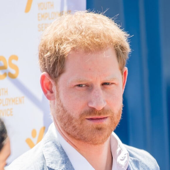 Le prince Harry a été plongé au coeur du scandale.
Le prince Harry, duc de Sussex, et Meghan Markle, duchesse de Sussex, visite l'association "Yes" (Youth Employment Service) qui oeuvre pour résoudre le problème du chômage des jeunes en Afrique du Sud. Johannesburg