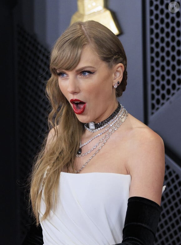 Taylor Swift a été récompensée aux Grammy Awards
Taylor Swift à la 66ème édition des Grammy Awards à la Crypto.com Arena à Los Angeles © PI via ZUMA Press Wire / Bestimage