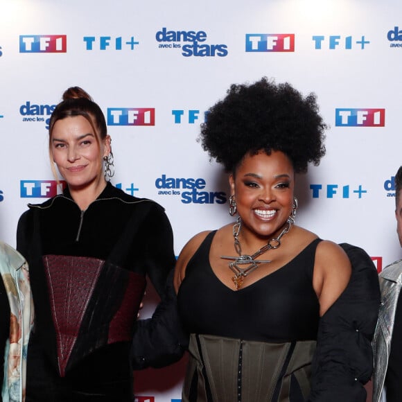 Jean-Marc Généreux, Fauve Hautot, Mel Charlot, Chris Marques - Photocall pour le lancement de la nouvelle saison de l'émission "Danse avec les stars 2024 (DALS)" à la Tour TF1 à Boulogne-Billancourt. Le 25 janvier 2024 © Christophe Clovis / Bestimage 