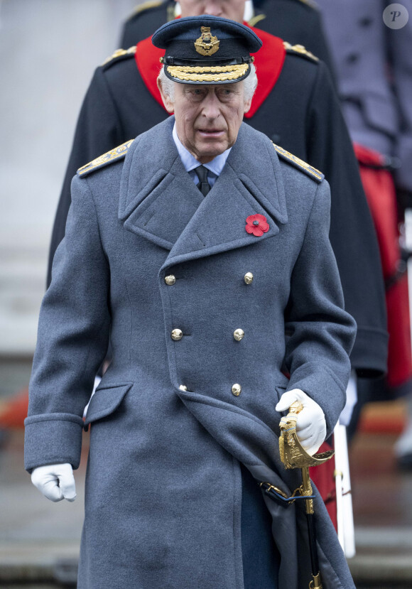 Le roi Charles III d'Angleterre - La famille royale honore les disparus des deux guerres mondiales lors de la cérémonie Remembrance Sunday ( Dimanche du souvenir ) au Cénotaphe à Londres le 12 novembre 2023. 