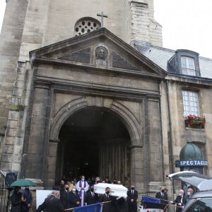 Illustration - Sorties des obsèques de Juliette Gréco en l'église Saint-Germain-des-Prés. Le 5 octobre 2020 © Jacovides-Moreau / Bestimage 