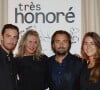 La fille de Henri Leconte vient de célébrer ses 28 ans
 
Henri Leconte avec sa fille Sara Luna, son fils Maxime et sa femme Florentine - 50 eme anniversaire d'Henri Leconte au restaurant "Tres Honore" a Paris le 30 mai 2013.