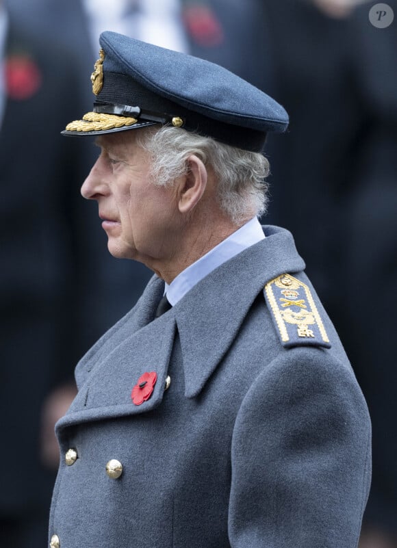 Le roi Charles III d'Angleterre - La famille royale honore les disparus des deux guerres mondiales lors de la cérémonie Remembrance Sunday ( Dimanche du souvenir ) au Cénotaphe à Londres le 12 novembre 2023. 