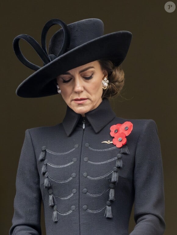 Et la période n'est pas simple...
Catherine Kate Middleton, princesse de Galles - La famille royale honore les disparus des deux guerres mondiales lors de la cérémonie Remembrance Sunday ( Dimanche du souvenir ) au Cénotaphe à Londres le 12 novembre 2023. 