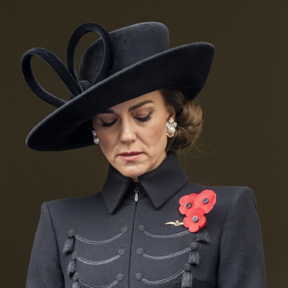 Et la période n'est pas simple...
Catherine Kate Middleton, princesse de Galles - La famille royale honore les disparus des deux guerres mondiales lors de la cérémonie Remembrance Sunday ( Dimanche du souvenir ) au Cénotaphe à Londres le 12 novembre 2023. 