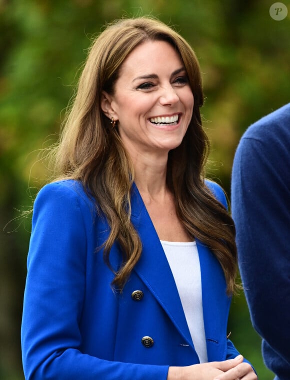 Le prince William, prince de Galles, et Catherine (Kate) Middleton, princesse de Galles, au centre sportif national de Bisham Abbey à Marlow, à l'occasion de la Journée mondiale de la Santé mentale, le 12 octobre 2023. 