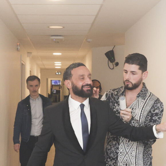 Exclusif - Cyril Hanouna - Enregistrement de l'émission "TPMP 90 (Touche Pas à Mon Poste)", présentée par Cyril Hanouna et diffusée en direct sur C8 le 20 décembre © Jack Tribeca / Bestimage