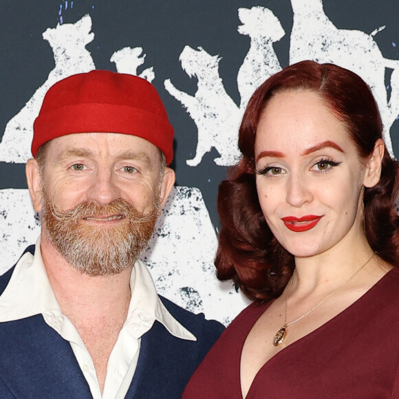 Aujourd'hui, Mathias Malzieu est en couple avec l'artiste plasticienne Daria Nelson, qu'il aime depuis l'année 2019 et qu'il surnomme sa "plus-que-muse".
Mathias Malzieu et sa compagne Daria Nelson - Avant-première du film "Dogman" au cinéma UGC Normandie à Paris le 19 septembre 2023. © Coadic Guirec/Bestimage