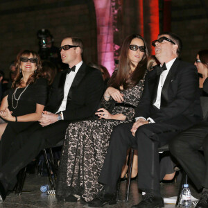 Catherine Kate Middleton, la duchesse de Cambridge, le prince William, Michael Dixon (directeur du musée d'histoire naturelle) et David Attenborough lors de la projection 3D du documentaire de ce dernier sur le Musee d'Histoire Naturelle a Londres, le 11 decembre 2013. Kate Middleton parraine le Musee d'Histoire Naturelle. 