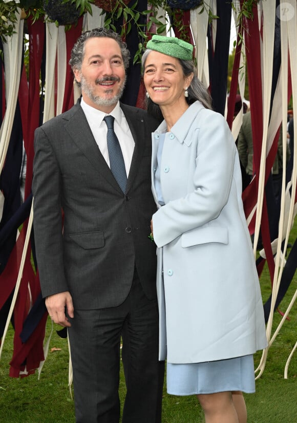 Extrêmement fier, Guillaume Gallienne a été décoré d'une très prestigieuse récompense
Guillaume Gallienne avec sa femme Amandine - Qatar Prix de l'Arc de Triomphe à l'hippodrome Paris Longchamp