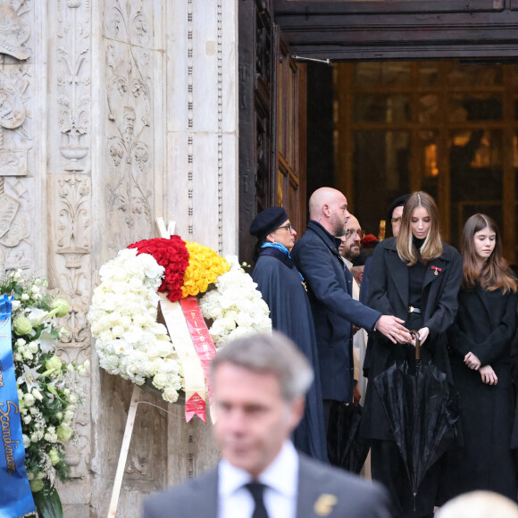 Les princesses Luisa et Vittoria de Savoie avec leur mère, la princesse Clotilde Courau de Savoie - Sorties des funérailles du prince Victor Emmanuel de Savoie en la basilique de Superga près de Turin le 10 février 2024. © Dominique Jacovides/Bestimage 