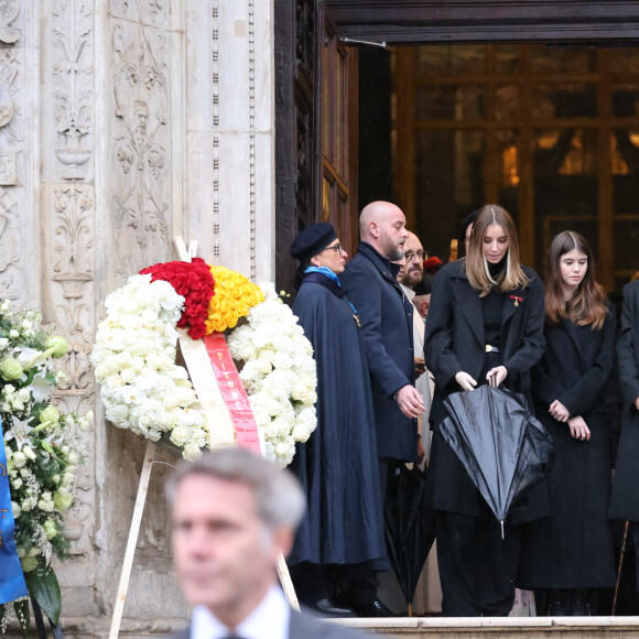 Les princesses Louisa et Vittoria de Savoie avec leur mère, la princesse Clotilde Courau de Savoie - Sorties des funérailles du prince Victor Emmanuel de Savoie en la basilique de Superga près de Turin le 10 février 2024. © Dominique Jacovides/Bestimage 